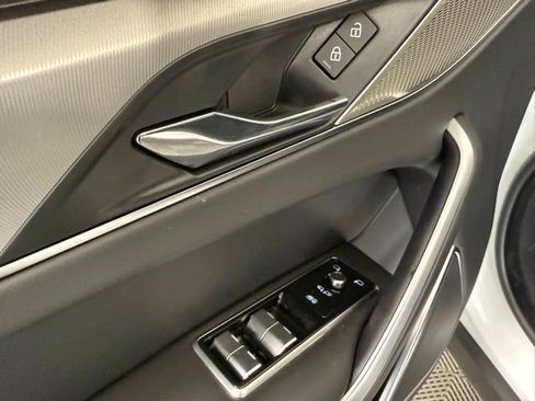 New 2025 Jaguar F-PACE R-Dynamic S image 12