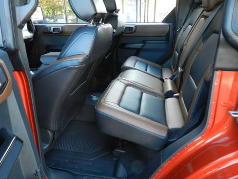 Used 2024 Ford Bronco Outer Banks image 33