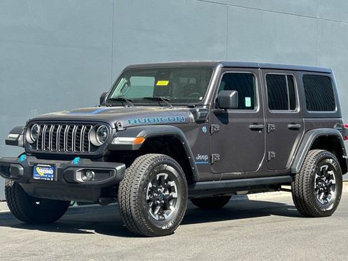 Used 2024 Jeep Wrangler Unlimited Rubicon 4xe AWD/4WD image 8