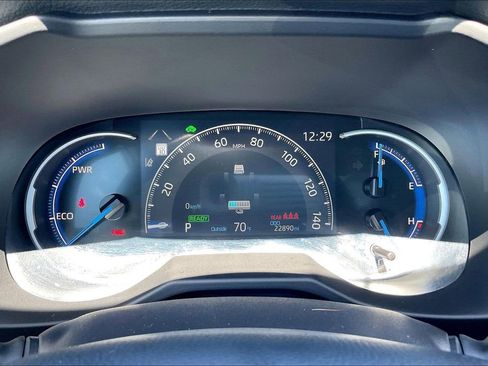 Used 2025 Toyota RAV4 LE AWD/4WD image 12