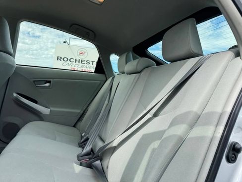 Used 2014 Toyota Prius Two FWD image 10