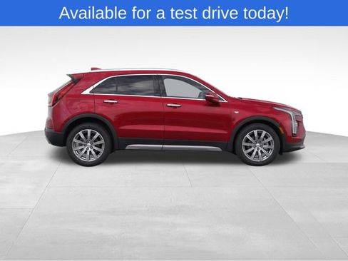 Used 2023 Cadillac XT4 Premium Luxury AWD/4WD image 3