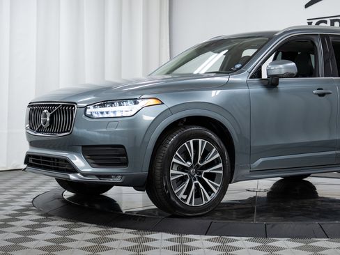 Used 2020 Volvo XC90 T6 Momentum image 25