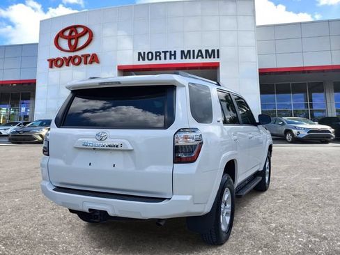 Used 2024 Toyota 4Runner SR5 Premium w/ Moonroof Package RWD image 4