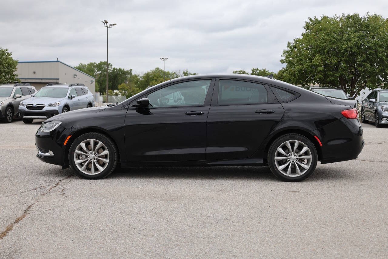 Used 2015 Chrysler 200 S w/ Navigation & Sound Group I FWD image 8