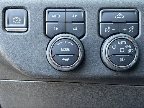 Used 2024 Chevrolet Silverado 1500 RST w/ All Star Edition Plus image 10