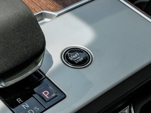 New 2026 Land Rover Range Rover SE AWD/4WD image 24
