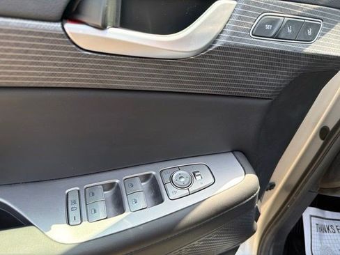 Used 2024 Hyundai Palisade Limited AWD/4WD image 12