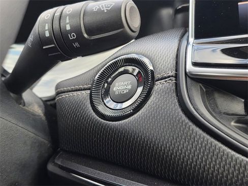 Used 2022 Jeep Compass Altitude image 23