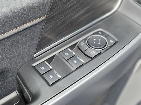 Certified 2025 Ford F150 Lightning Lariat image 19