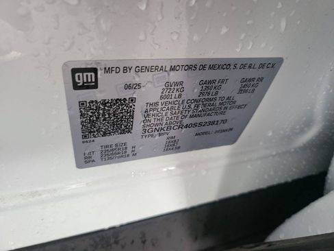 Used 2025 Chevrolet Blazer LT FWD image 8