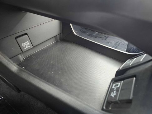 Used 2021 Honda Clarity Touring image 31
