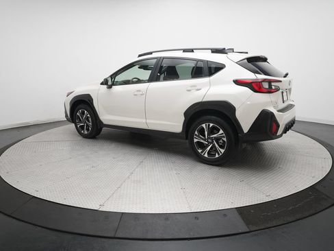 Used 2024 Subaru Crosstrek 2.0i Premium AWD/4WD image 32