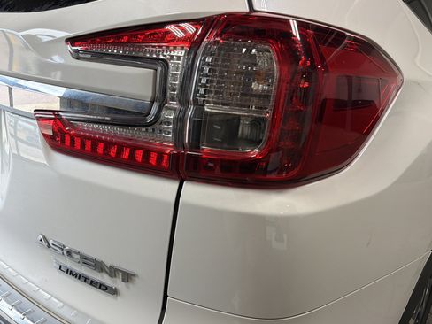 Certified 2023 Subaru Ascent Limited w/ Technology Package AWD/4WD image 11