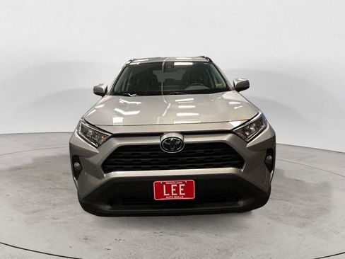 Used 2020 Toyota RAV4 XLE w/ Convenience Package AWD/4WD image 8