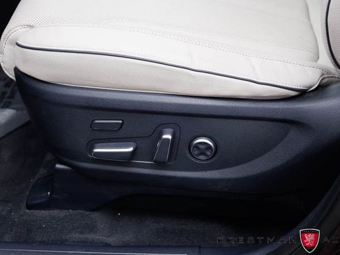 Used 2023 Hyundai Palisade Limited FWD image 24