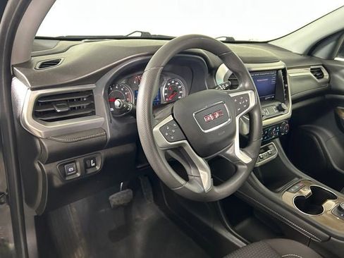 Used 2023 GMC Acadia SLE FWD image 14