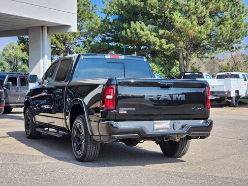 Used 2025 RAM 1500 Big Horn AWD/4WD image 3