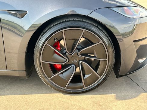 Used 2024 Tesla Model 3 Performance image 10