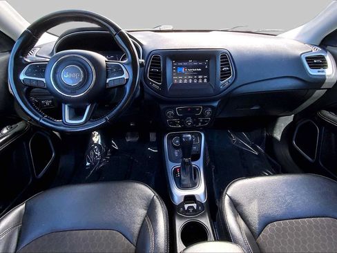 Used 2020 Jeep Compass Latitude AWD/4WD image 14