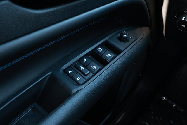 New 2026 Jeep Compass Latitude AWD/4WD image 21