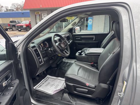 Used 2022 RAM 1500 Tradesman w/ Power & Remote Entry Group image 7