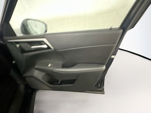 Used 2024 Mitsubishi Outlander SE image 31