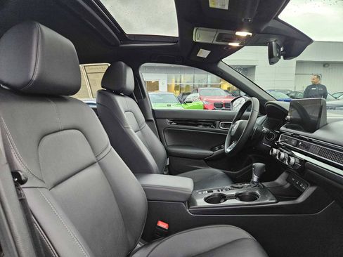 Used 2025 Honda Civic Sport Touring image 11