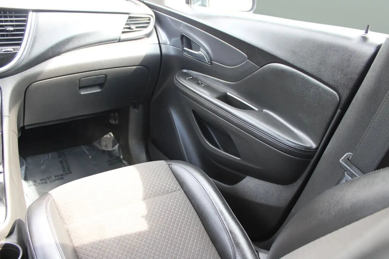 Used 2019 Buick Encore Preferred FWD image 8