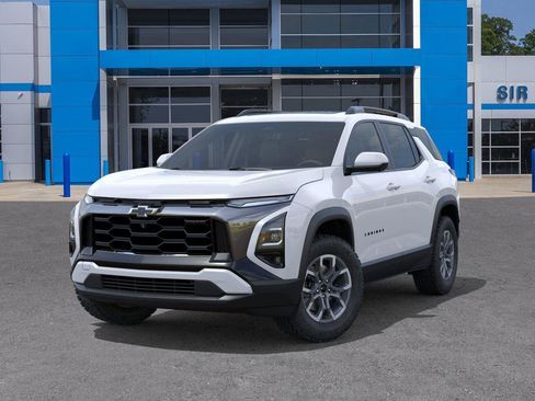 New 2026 Chevrolet Equinox ACTIV w/ Convenience Package III AWD/4WD image 6