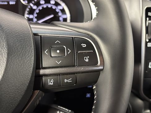 Used 2023 Lexus GX 460 w/ Black Line Special Edition AWD/4WD image 19