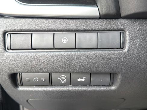 New 2026 Nissan Rogue SV AWD/4WD image 22