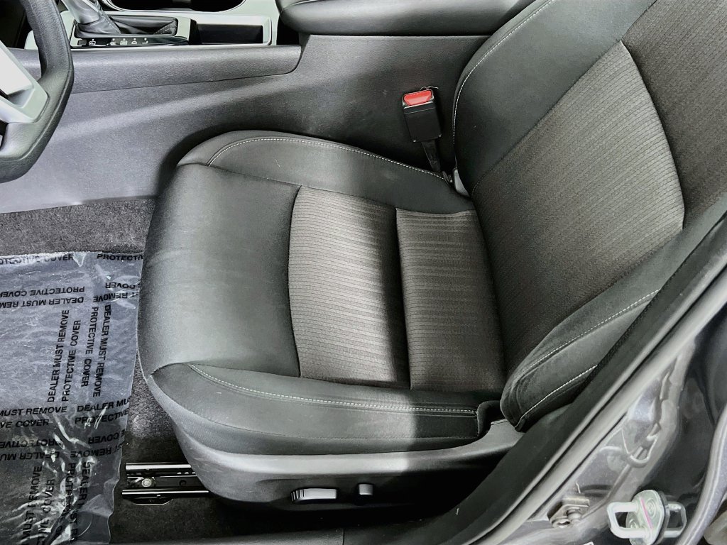 Used 2024 Nissan Altima 2.5 SV FWD image 17