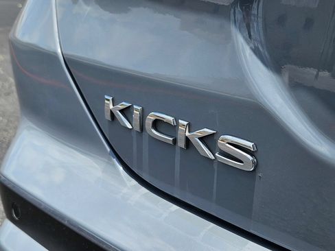 Used 2024 Nissan Kicks SV FWD image 10