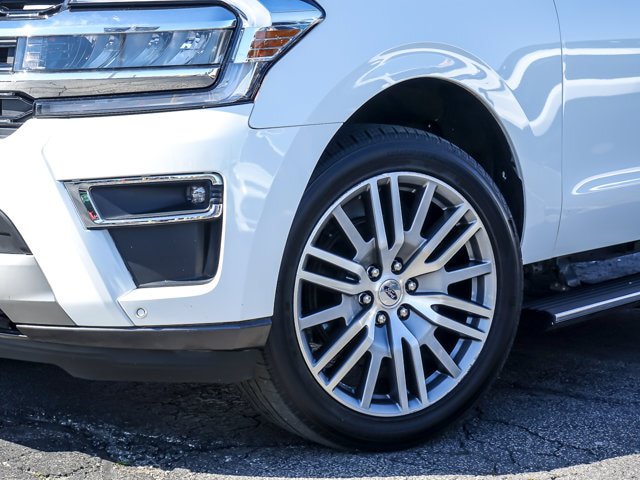 Certified 2023 Ford Expedition Limited AWD/4WD image 3