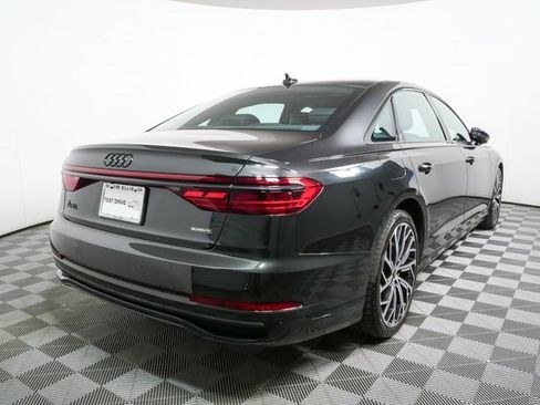 Used 2022 Audi A8 L 3.0T image 3