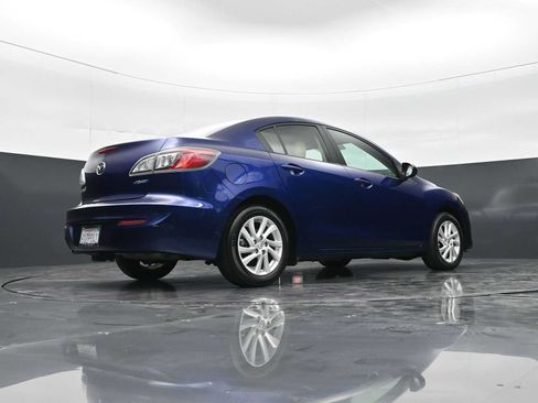 Used 2012 MAZDA MAZDA3 i Touring FWD image 29