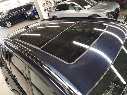 Used 2022 BMW X5 xDrive40i w/ M Sport Package image 38