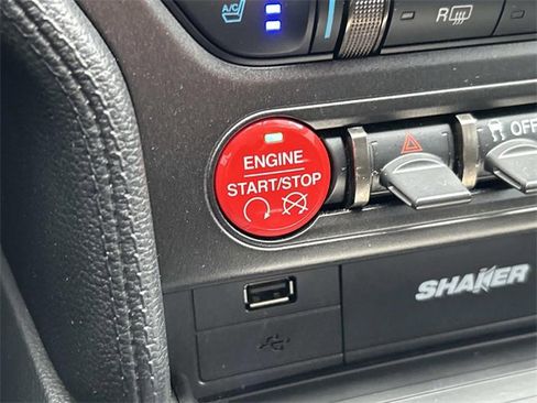 Used 2017 Ford Mustang Shelby GT350 image 32