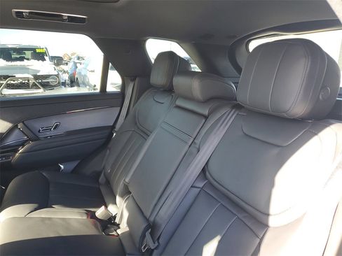 New 2026 Land Rover Range Rover Sport SE image 26