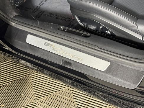 Used 2025 Porsche 911 Carrera image 17