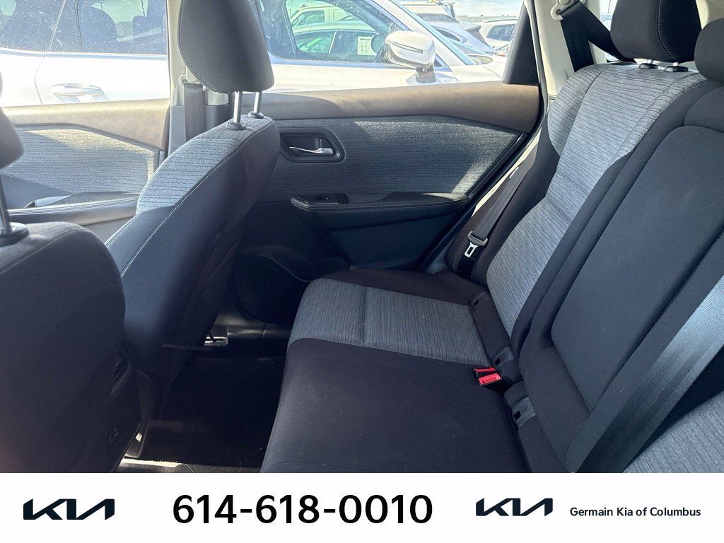 Used 2021 Nissan Rogue SV AWD/4WD image 9
