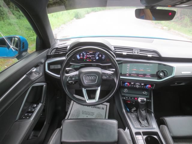 Used 2022 Audi Q3 2.0T Premium AWD/4WD image 9