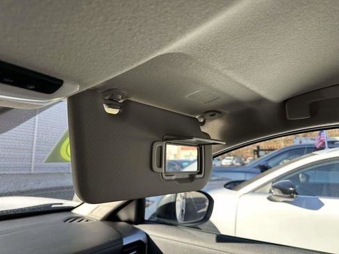 Used 2025 Nissan Kicks S image 17