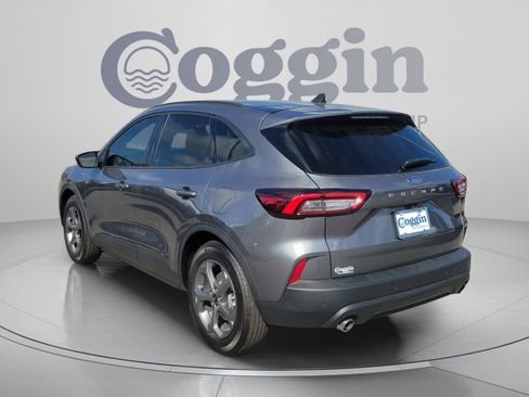 New 2026 Ford Escape ST-Line w/ Tech Pack #1 FWD image 3