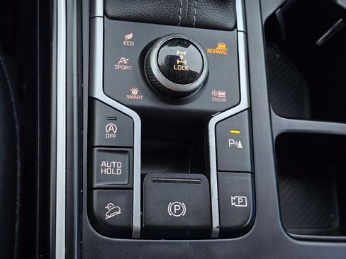Used 2024 Kia Sorento S w/ Panoramic Sunroof Package AWD/4WD image 21