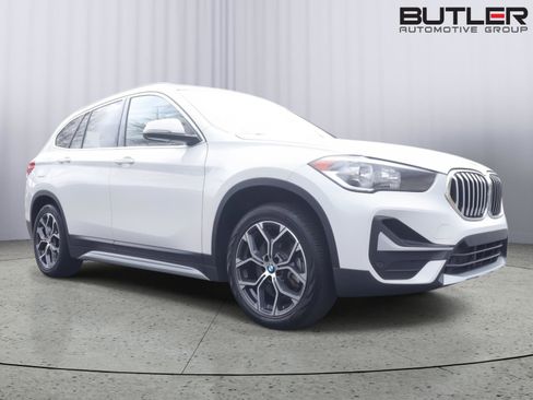 Used 2021 BMW X1 sDrive28i image 3