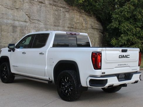 Used 2023 GMC Sierra 1500 Denali Ultimate AWD/4WD image 5