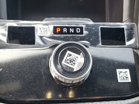 New 2025 Jeep Grand Cherokee Altitude image 28