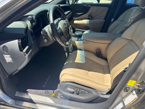 Used 2022 Lexus LS 500 AWD w/ Interior Upgrade Package image 22